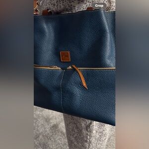 New Dooney & Burke Blue Leather Bag with leather. Straps Large bag